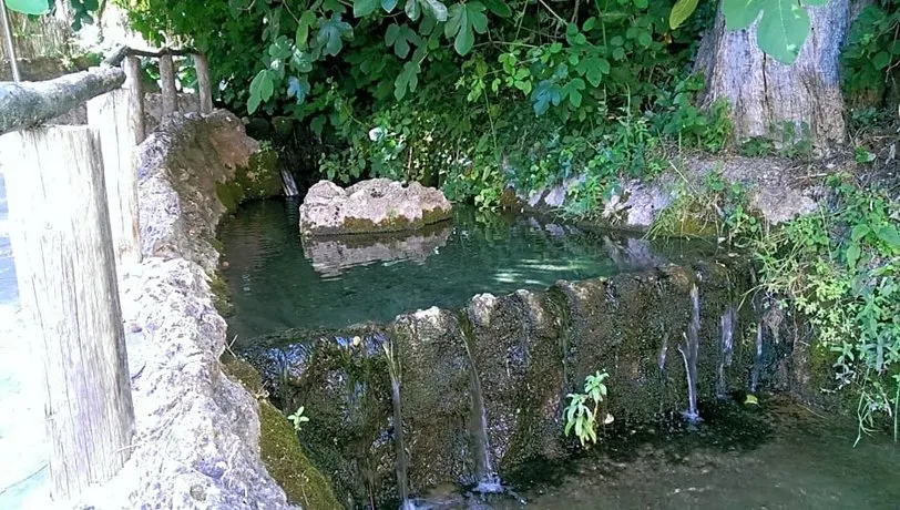Chorros Del Rio Mundo - Image 1