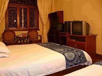 Wuzhen Dayunhe Inn - Image 1