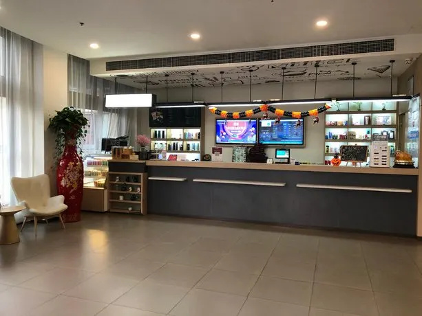 Hanting Express Tianjin Yibai Avenue - Image 1