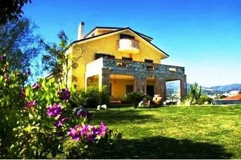 Bed&Breakfast La Villa Soverato - Image 1
