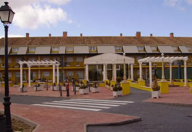Aparthotel Las Olivas - Image 1