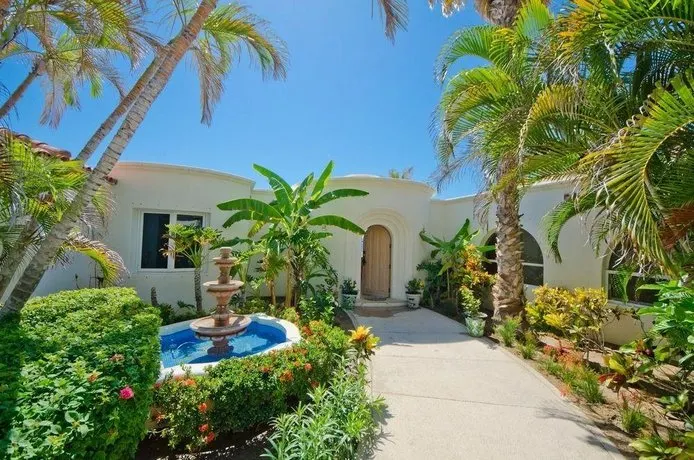 Villa de la Luna - Image 1
