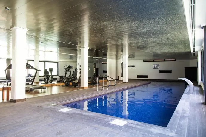Apartment with INDOOR pool - Image 1