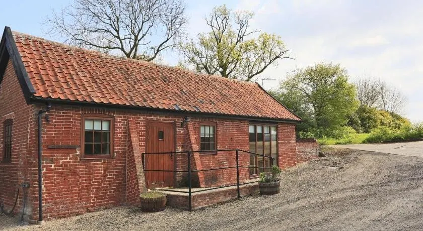 Stable Cottage Sternfield - Image 1