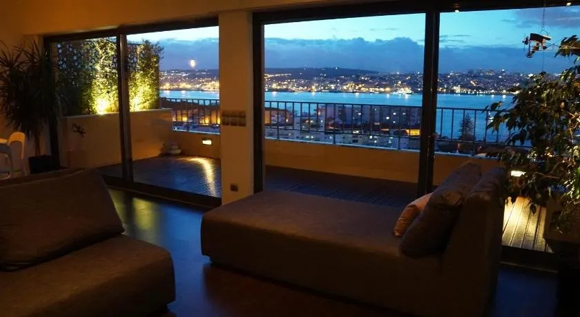 Penthouse Bellevue - Image 1