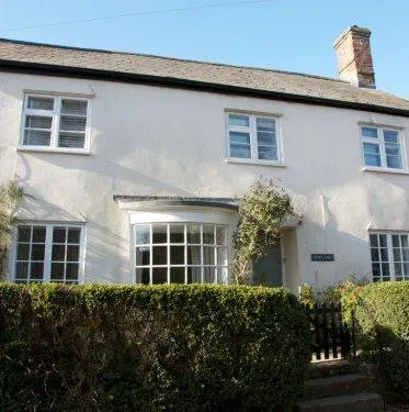 Hemplands Bed and Breakfast - Image 1