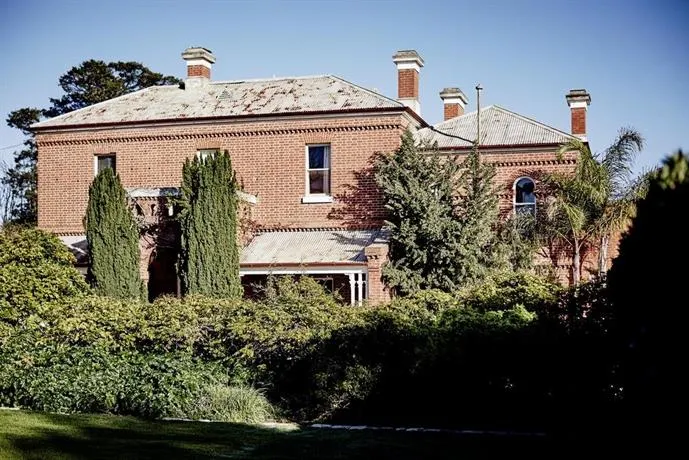 The Grounds of Ravenswood Run Historical Homestead - Image 1