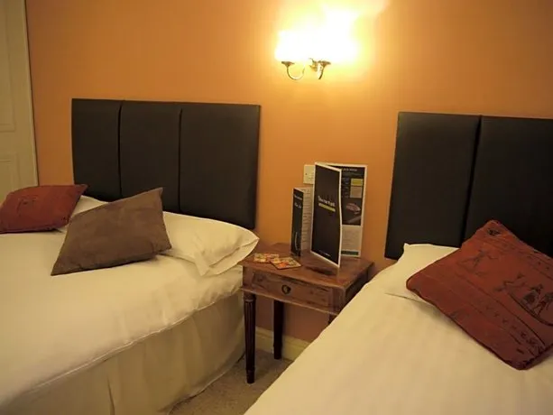 The Lodge - Image 1