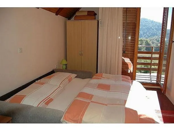 Holiday Home Cancarevic - Image 1