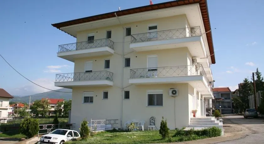 Elanthi Hostel - Image 1