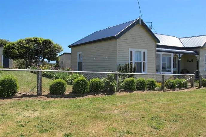 Beth's Cottage Roaring 40s - Image 1