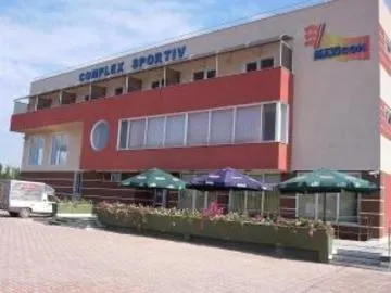 Mazicon Hotel Bucharest - Image 1