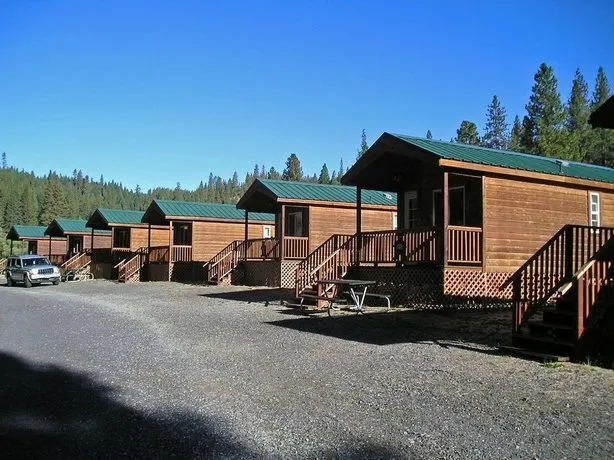 Yosemite Lakes Cabin 42 - Image 1