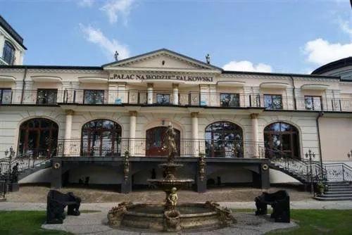 Palac Na Wodzie - Image 1