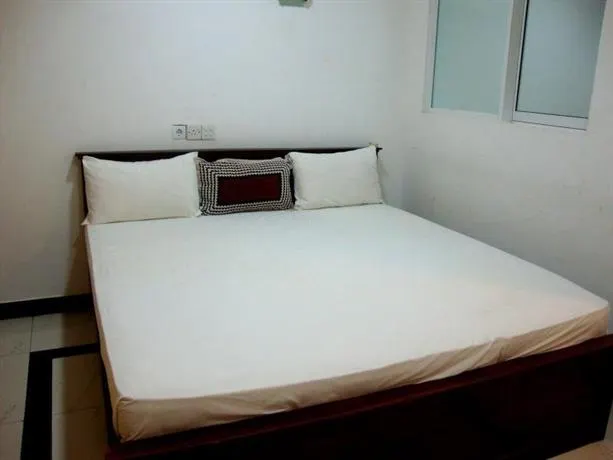 Sellammah Beach Hotel - Image 1