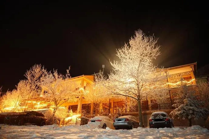 Zampakas Panorama Hotel - Image 1