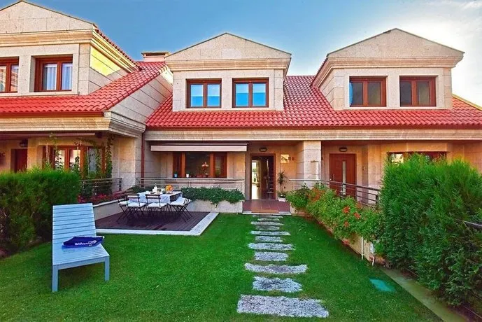 Exclusivo Chalet En Isla De La Toja - Image 1