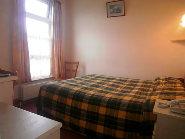 Sancta Maria Hotel - Image 1