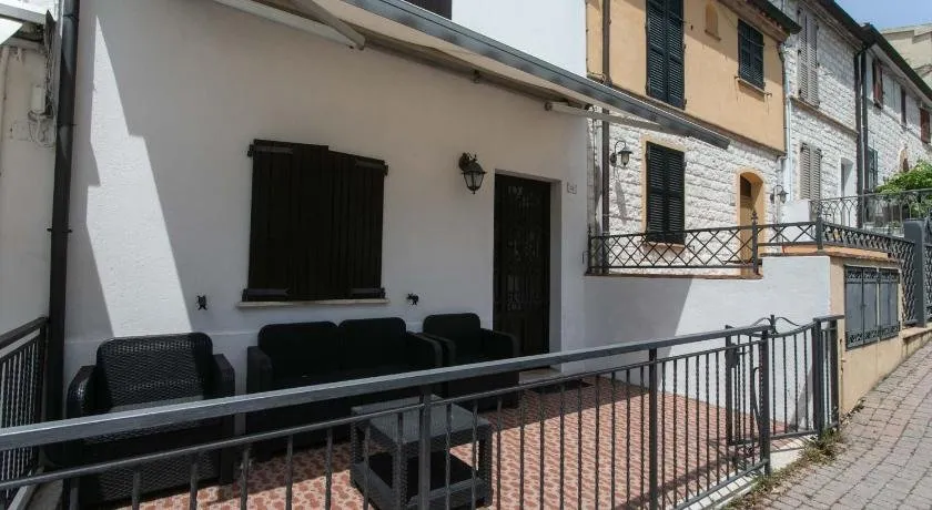 S128 - Sirolo, delizioso trilocale in centro con aria condizionata - Image 1