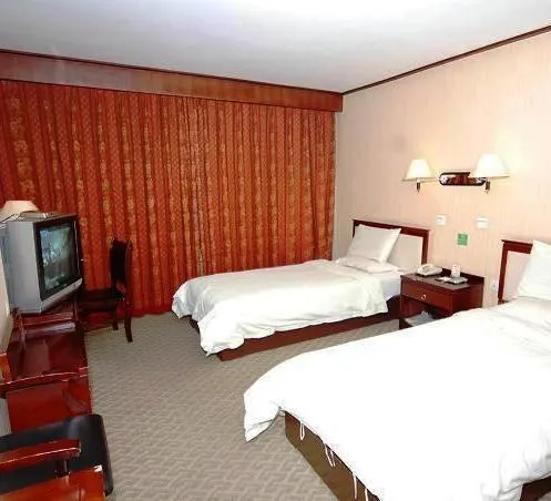 Starway Hotel Shuanglu Mansion Tianjin - Image 1