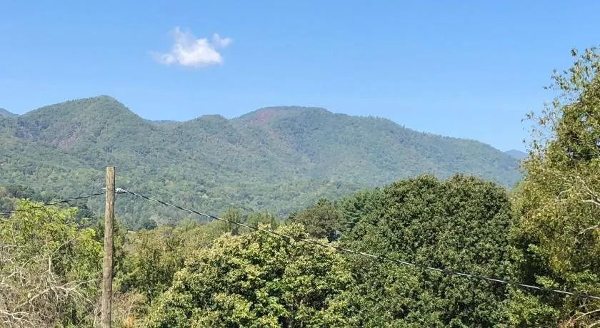 Smokey Mountain Overlook - Image 1