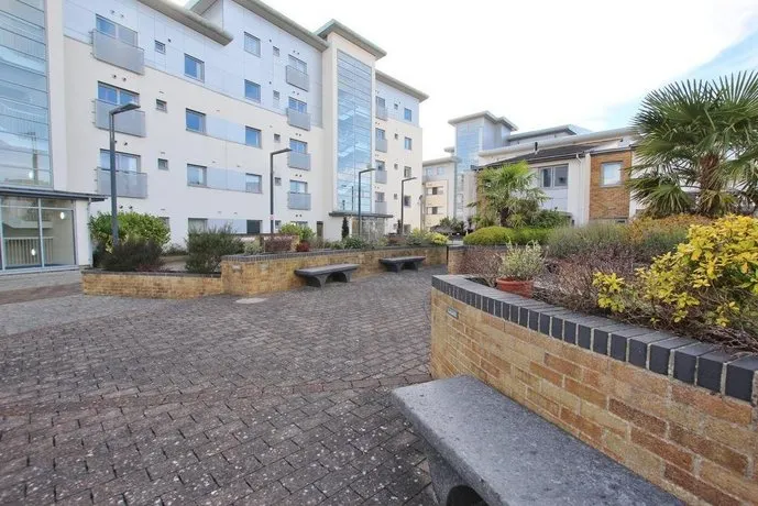 HARBOUR REACH - Image 1
