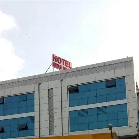 Hotel Nayan Palace - Image 1