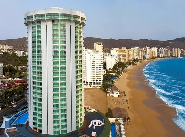 Calinda Beach - Image 1