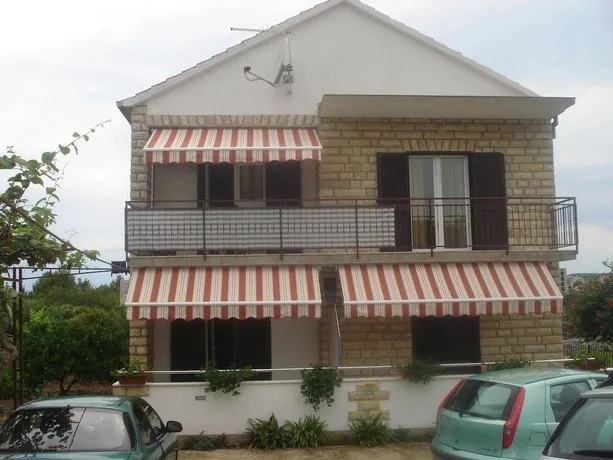 Apartmani Dalmacija - Image 1