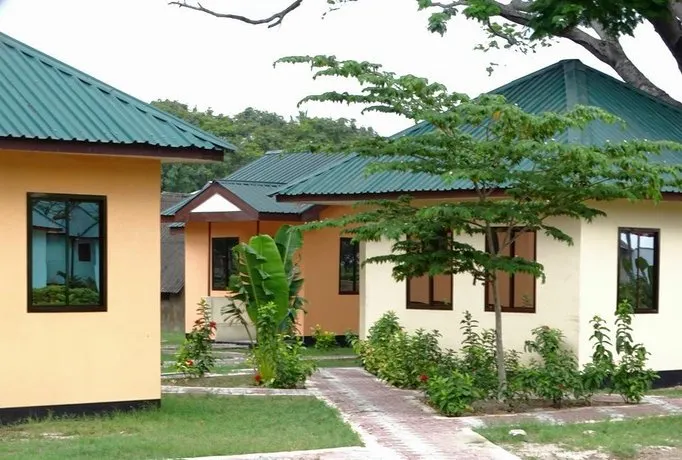 Mgulani Lodge Hotel - Image 1