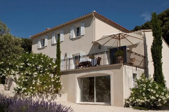 La Bastide D' Eyragues En Provence - Image 1