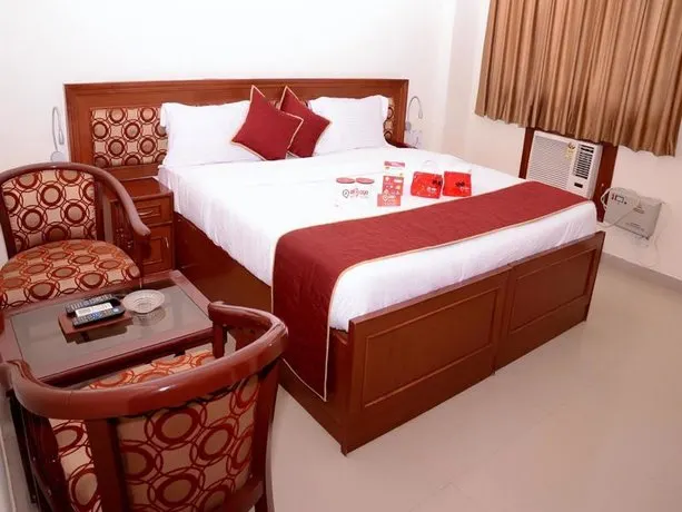 OYO Rooms Singapore Mall - Image 1