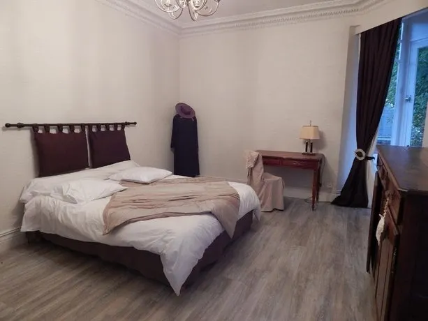Manoir Les Cèdres - Image 1