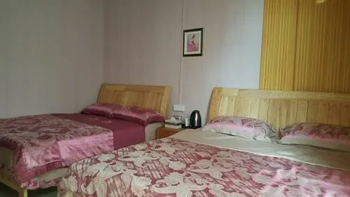 Shenzhen Xichong Honeysuckle Inn - Image 1