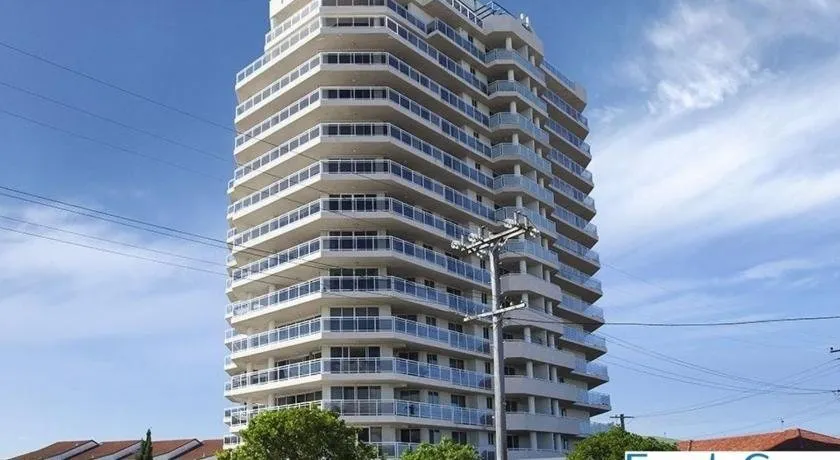 Mariners Highrise Apartment 902 - Image 1