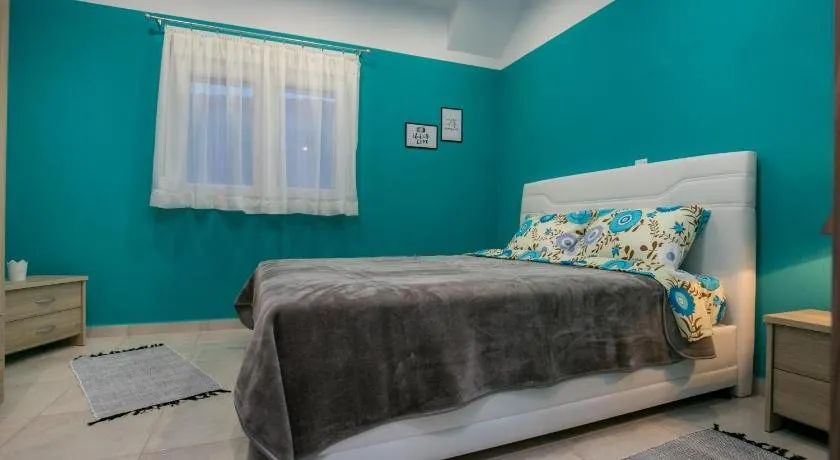 Doukas Apartments Aquamarion - Image 1