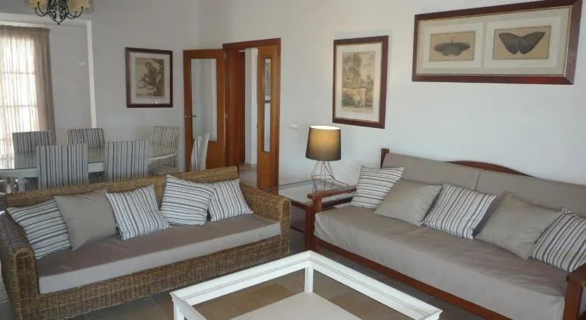 Villa Clara - Image 1