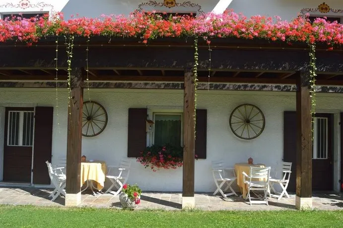 Hotel Panoramic - Image 1