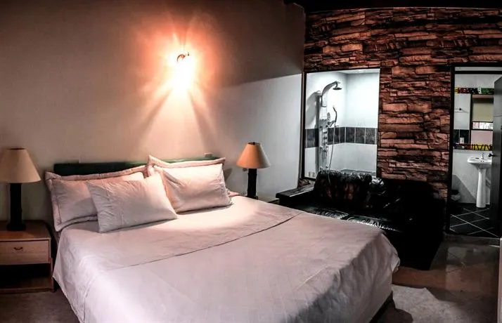 Summer Wind Hotel - Image 1
