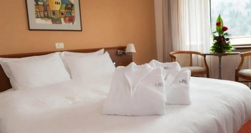 New Montana Hotel - Image 1