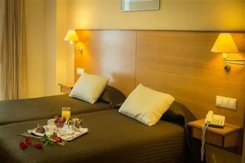 Hotel ATH Al Medina Wellness - Image 1