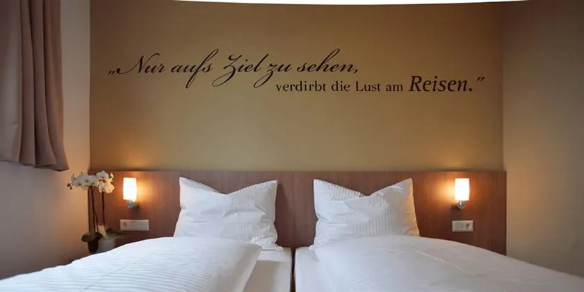 Hotel Mainstation - Image 1