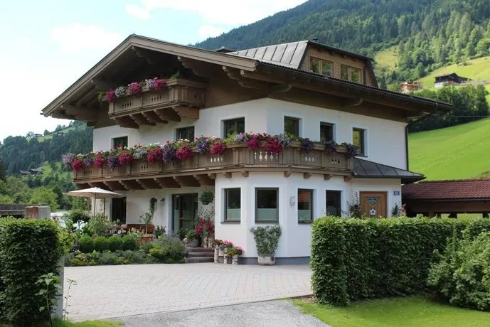 Haus Burgi - Image 1