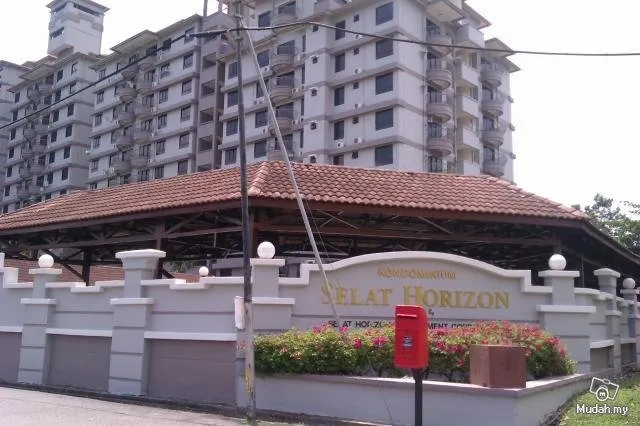 Selat Horizon Condominium by Myplace - Image 1