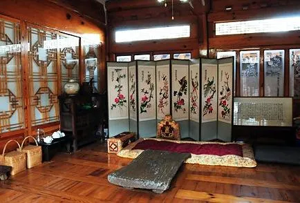 Tea Hanok Guesthouse - Image 1