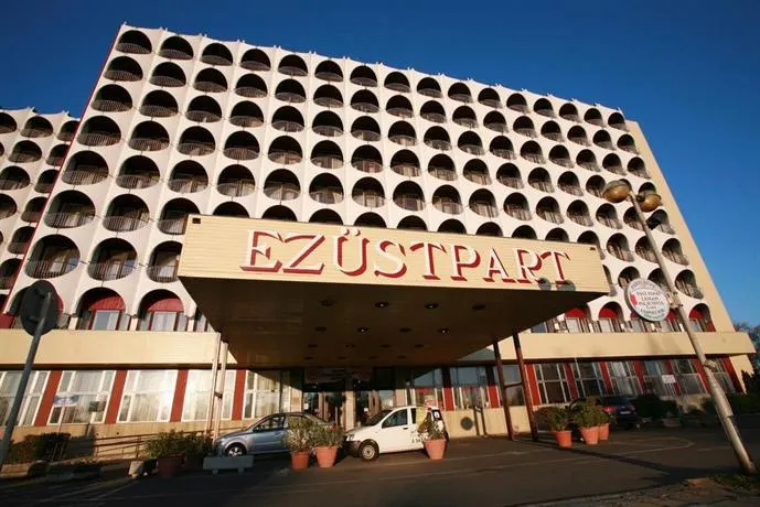 Silver Beach Retro Hotel - Image 1