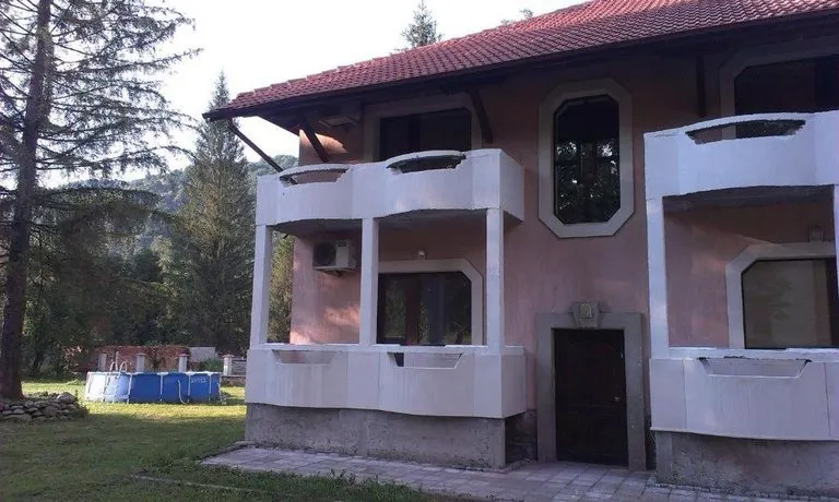 Kostina Guest House - Image 1