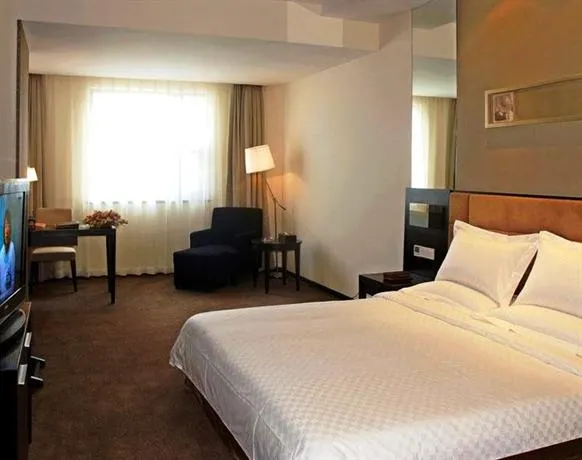 Sunjoy - Image 1