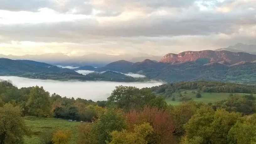 Holiday Home Montjoie-en-Couserans - Image 1