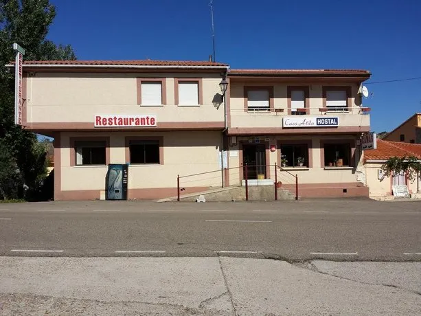 Hostal Atila - Image 1